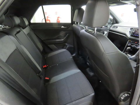 Volkswagen T-Roc 2.0 T-Roc R-Line TDI Semi-Auto 5dr 10