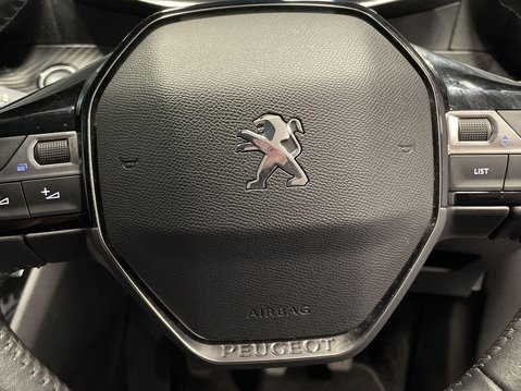 Peugeot 2008 1.5 BlueHDi Allure Premium SUV 5dr Diesel Manual Euro 6 (s/s) (110 ps) Star 20