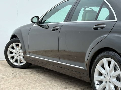 Mercedes-Benz S Class 3.0 S320 CDi Auto 4dr 35
