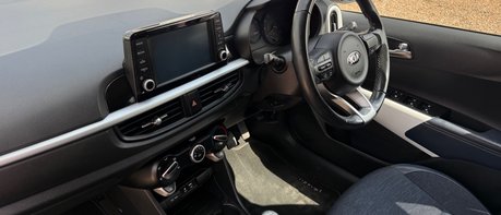 Kia Picanto WAVE. 6 MAIN DEALER SERVICES.. ONLY ONE OWNER.. REVERSING CAMERA.. A/C 1