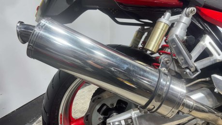 Suzuki GSX1400 2004 ONLY 15K OUTSTANDING CUSTOM CONDITION 1400CC MUSCLE BIKE 8