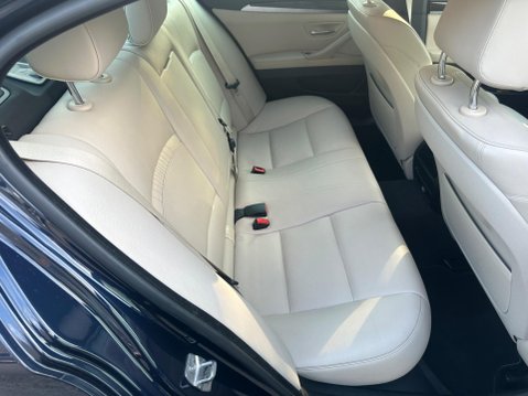 BMW 5 Series 2.0 520d Luxury Auto Euro 6 (s/s) 4dr 13