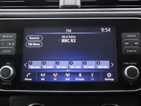 Nissan LEAF 40kWh Acenta Auto 5dr 15