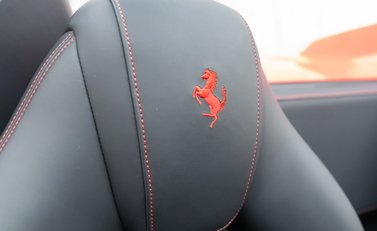 Ferrari F8 Spider 16