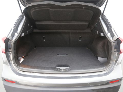 Nissan Qashqai 1.5 dCi Tekna Euro 6 (s/s) 5dr 26