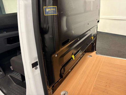 Vauxhall Vivaro 1.5 Vivaro  F2900 Sportive S/S 40