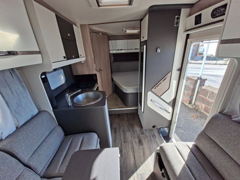Swift Voyager 564 14