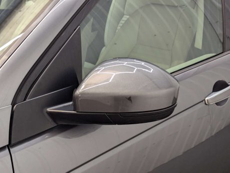 Land Rover Discovery Sport 2.0 Discovery Sport Luxury HSE TD4 Auto 4WD 5dr 30