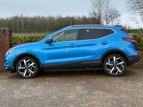 Nissan Qashqai 1.6 Qashqai Tekna dCi CVT 5dr 10