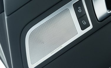 Mercedes-Benz SLS AMG 23