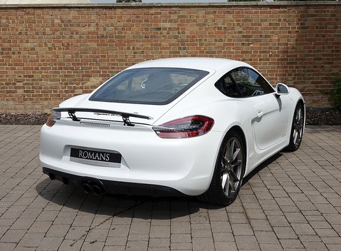 Porsche Cayman GTS 2