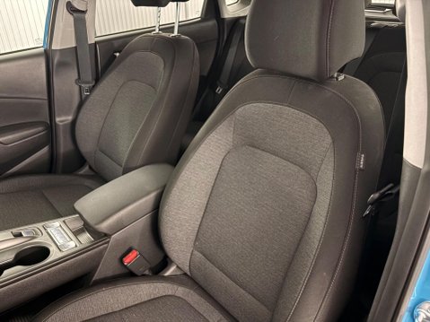 Hyundai KONA 39kWh Premium Auto 5dr (10.5kW Charger) 10
