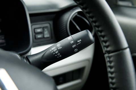 Suzuki Ignis SZ5 ALLGRIP SHVS MHEV 17