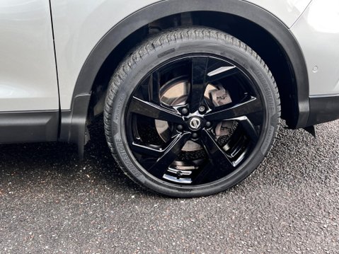 Nissan Qashqai 1.3 DIG-T Tekna DCT Auto Euro 6 (s/s) 5dr 25