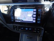 Toyota Auris 1.2 VVT-I BUSINESS EDITION TSS 5dr 10