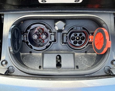 Nissan LEAF Leaf E + N-Connecta Electric, 60.9 kw/h battery, 239 mile range 5dr 72