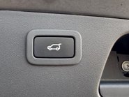 Jaguar E-Pace R-DYNAMIC HSE 8