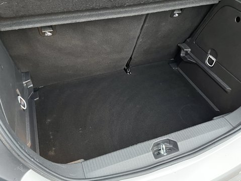 Vauxhall Corsa 1.4 SE Nav 5dr 36