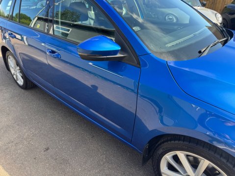 Skoda Octavia ELEGANCE TDI CR DSG 9