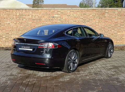 Tesla Model S S 90d 23