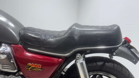 Honda CB CUSTOM 1980 RUNNING PROJECT BIKE CLEAN CLASSIC BIKE 900CC CRUISER 24