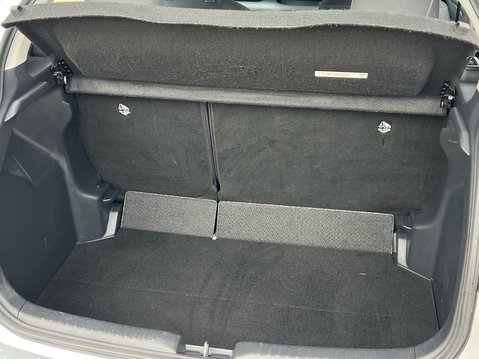 Toyota Yaris ICON FHEV 40