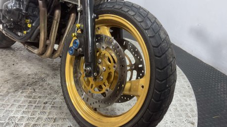 Yamaha FZS FAZER 1999 CUSTOM BUILD PROJECT BIKE 600CC SCRAMBLER 21