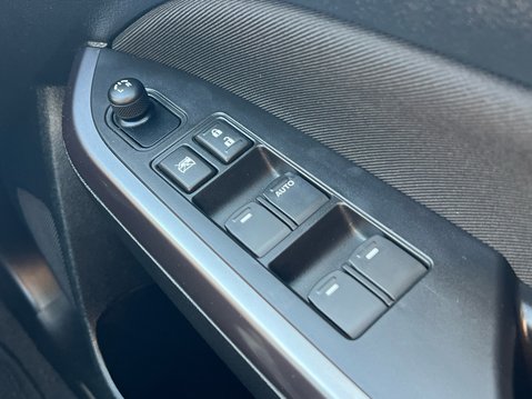 Suzuki Vitara SZ-T 37