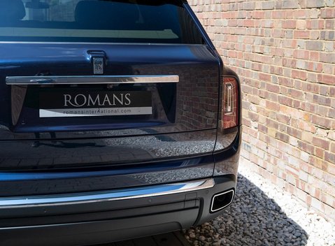 Rolls-Royce Cullinan 27