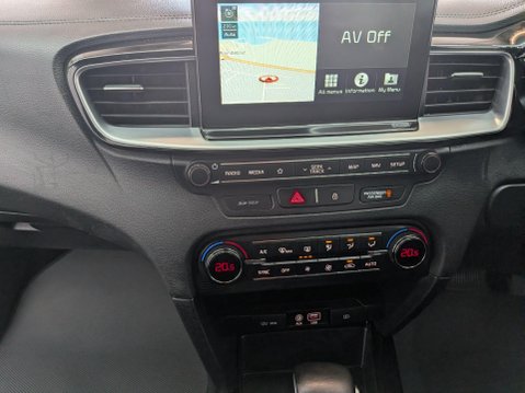 Kia Ceed 1.6 CRDi 3 DCT Euro 6 (s/s) 5dr 13