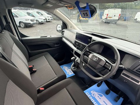 Vauxhall Vivaro 1.5 Vivaro F2900 Prime S/S 5dr 14