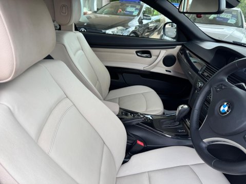 BMW 3 Series 3.0 325i SE Steptronic Euro 5 2dr 23