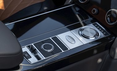 Land Rover Range Rover 4.4 SDV8 Autobiography Bespoke by SVO 24