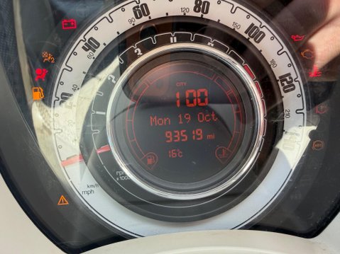 Fiat 500 1.2 Lounge Euro 4 3dr 19