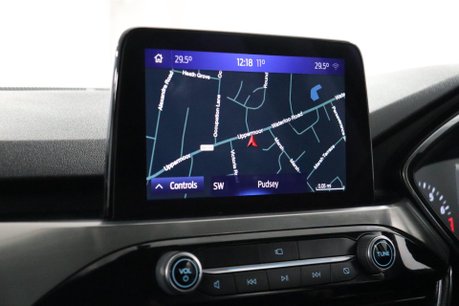 Ford Kuga TITANIUM FIRST EDITION 38