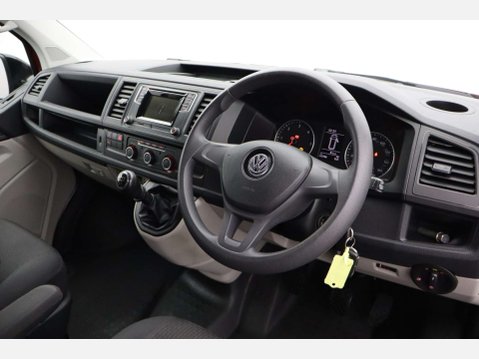 Volkswagen Transporter 2.0 Transporter T32 S TDI BlueMotion Technology 5dr 2