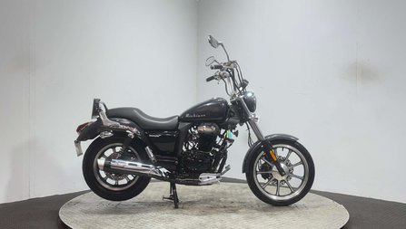 Lexmoto Michigan 2019 ONLY 53 MILES GREAT CONDITION CRUISER 125CC BIKE LEARNER