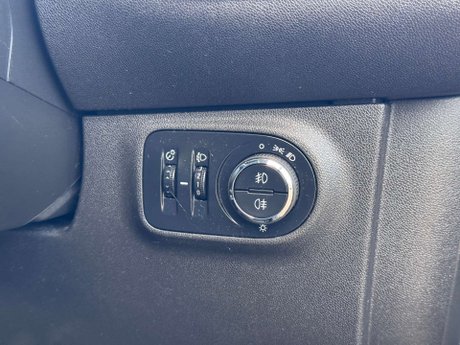 Vauxhall Corsa 1.2 Corsa Limited Edition 3dr 37