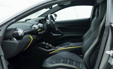 Ferrari 812 Superfast 12