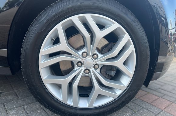 Land Rover Range Rover Evoque 2.0 D180 R-DYNAMIC SE MHEV AUTO 12