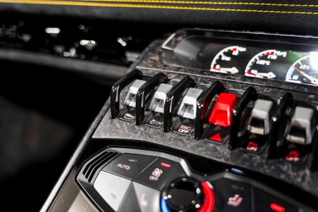 Lamborghini Huracan PERFORMANTE SPYDER. NOW SOLD. SIMILAR REQUIRED. PLEASE CALL 01903 254800. 23