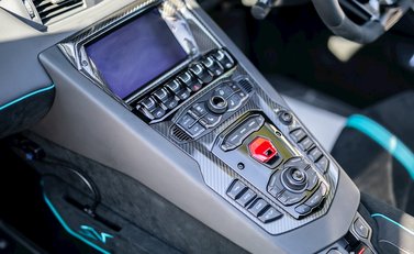 Lamborghini Aventador SV LP750-4 Roadster 20