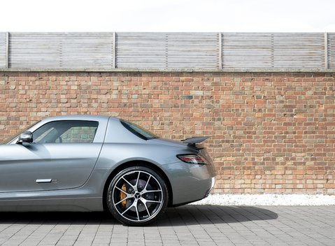 Mercedes-Benz SLS AMG GT Final Edition 22