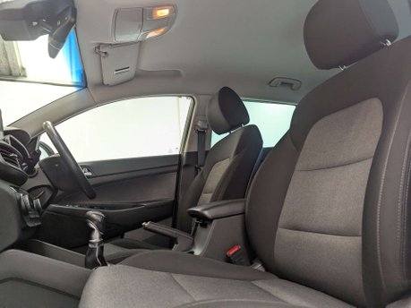 Hyundai TUCSON 1.6 Tucson SE Nav GDi 2WD 5dr 38