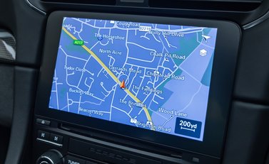 Porsche 911 Targa 4 GTS (991.2) 27