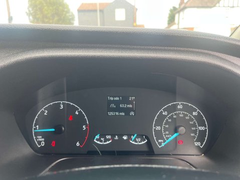 Ford Transit Custom 2.0 Transit Custom 300 Limited EcoBlue 5dr 23