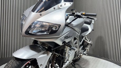 Suzuki SV1000 34k 2004 GOOD RUNNING 1000CC V TWIN PROJECT BIKE 23