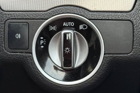 Mercedes-Benz E Class E350 BLUETEC AMG LINE PREMIUM 34