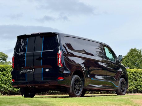 Ford Transit Custom 320 SPORT L2H1 P/V ECOBLUE 23