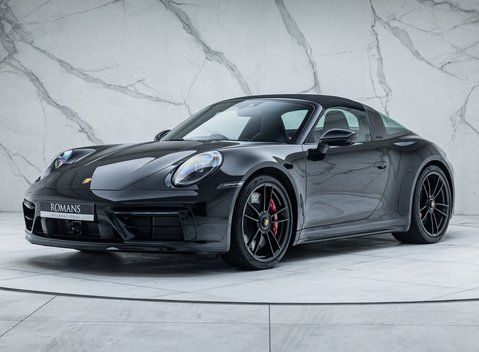 Porsche 911 Targa 4 GTS (992) 14